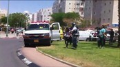 Gisseldrama i israelsk bank - Fire personer skal være drept og flere andre ble holdt som gisler under et bankran i Israel mandag.