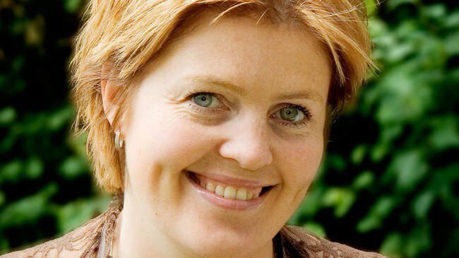 Dora Thorhallsdottir (Foto: unknown) Dora Thorhallsdottir (Foto: unknown)