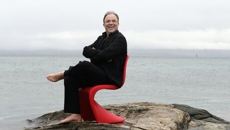 Vokal Nord dirigeanta Ragnar Rasmussen (Foto: Yngve Olsen Sæbbe) Vokal Nord dirigeanta Ragnar Rasmussen (Foto: Yngve Olsen Sæbbe)