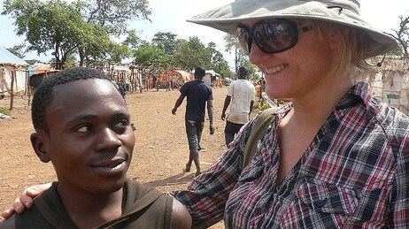 Inger Sunde i Kongo (Foto: Eirik Kleiven, NRK) Inger Sunde i Kongo (Foto: Eirik Kleiven, NRK)