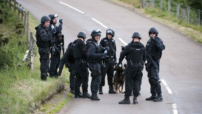 Jakt på drapsmann i Storbritannia (Foto: Derek Blair/Afp) Jakt på drapsmann i Storbritannia (Foto: Derek Blair/Afp)