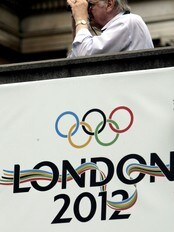 OL i London blir dyrt (Foto: LEFTERIS PITARAKIS/AP) OL i London blir dyrt (Foto: LEFTERIS PITARAKIS/AP)