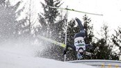 Morgenstern ble fraktet bort i ambulanse etter stygt fall - Thomas Morgenstern falt stygt under treningsrennet i Kulm.
