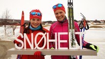 Snøhelt: Første snøen som kommer om høsten (Røros, Hege Kne Galåen og Mari Stenvold Wik). (NRK)