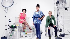 I dag ble det klart at Erik Solbakken, Haddy N’jie og Nadia Hasnaoui skal lede finalen i ESC (NRK) I dag ble det klart at Erik Solbakken, Haddy N’jie og Nadia Hasnaoui skal lede finalen i ESC (NRK)