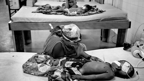 Malaria i krigens bakgård i Elfenbenkysten (Foto: Espen Rasmussen/Espen Rasmussen)