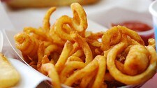 curly fries (Foto: caribbeanpot) curly fries (Foto: caribbeanpot)