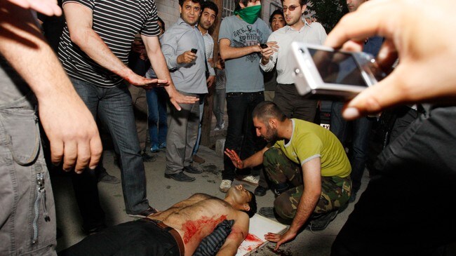 Demonstrasjonane i Teheran kosta minst sju menneske livet. (Foto: Vahid Salemi/AP)