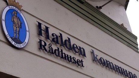 Halden kommune rådhuset (Foto: Rainer Prang/NRK) Halden kommune rådhuset (Foto: Rainer Prang/NRK)