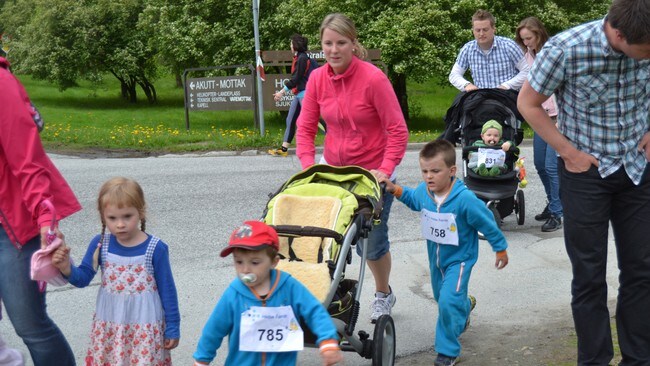 Sjå bileta frå Helse Førde-stafetten 2011
