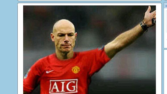 Ryan Babels Twitter-bilde av Howard Webb (Foto: faksimile fra Twitter)