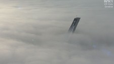 Holmenkollen i tåka (NRK)