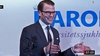 Video Prins Daniel kommer med den glade nyheten (Foto: Nyhetsspiller)