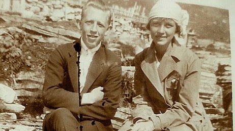Ung flørt ved elva? (Foto: Private bilder innsendt av Ola Sveen) Ung flørt ved elva? (Foto: Private bilder innsendt av Ola Sveen)