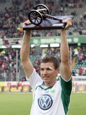 Dzeko (Foto: RONNY HARTMANN/Afp) Dzeko (Foto: RONNY HARTMANN/Afp)