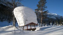Snø på taket (Foto: Hans-Petter Hauge)