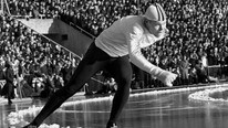Verdensmester Per Ivar Moe på Bislett-isen 1965 (Foto: Scanpix/Scanpix) Verdensmester Per Ivar Moe på Bislett-isen 1965 (Foto: Scanpix/Scanpix)