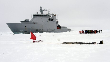 KV Svalbard (Foto: Picasa 2.0/NRK)
