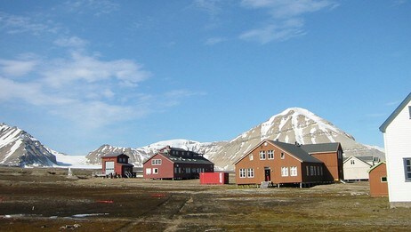 Ny-Ålesund (Foto: Picasa 2.0/NRK) Ny-Ålesund (Foto: Picasa 2.0/NRK)