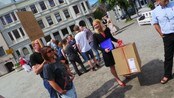 Demonstrasjon før bystyremøte - Demonstrasjon før bystyremøte i Skien