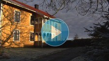 Gamle hus i Østfold (Foto: Merete Kildahl/NRK) Gamle hus i Østfold (Foto: Merete Kildahl/NRK)