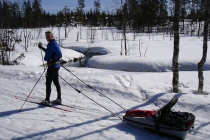 Skitur med pulk i Nordmarka.