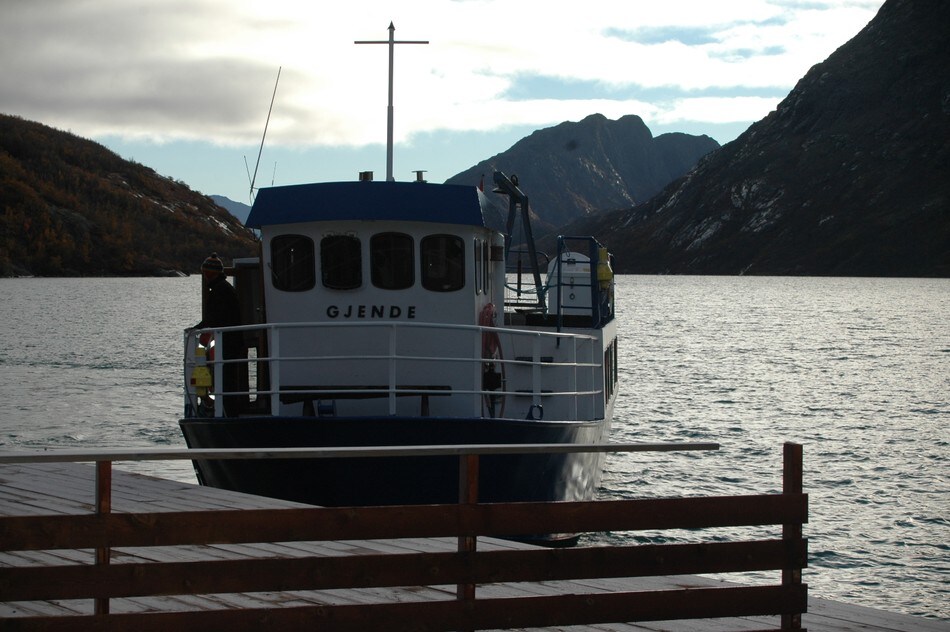 Bedriftstur med Devold over Besseggen september 2007. Turen gikk fra Memurubu til Gjendesheim