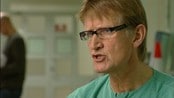 Kommandør av St. Olavs orden - I dag ble overlege Mads Gilbert utnevnt som kommandør av St. Olavs Orden.
Utnevnelsen får han for sitt arbeid innenfor akuttmedisin og sitt engasjement utenfor Norges grenser, blant annet i Gaza.
Fylkesmann i Troms, Svein Ludvigsen, overrakte medaljen til Gilbert på Universitetssykehuset i Nord-Norge.