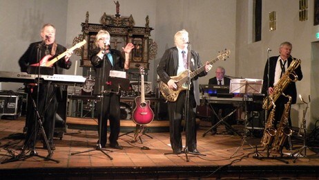 Ole Ivars i Romedal kirke (Foto: Monica Kvernes) Ole Ivars i Romedal kirke (Foto: Monica Kvernes)