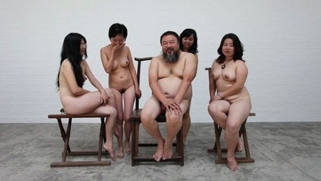 Ai Weiwei og nakenhet (AFP/COURTESY OF AI WEIWEI) Ai Weiwei og nakenhet (AFP/COURTESY OF AI WEIWEI)
