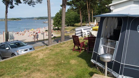 Vøra badestrand og camping (Foto: Yngve Tørrestad/NRK) Vøra badestrand og camping (Foto: Yngve Tørrestad/NRK)