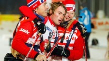 Åge Skinstad (tv), Petter Northug og Vidar Løfshus (Foto: Junge, Heiko, Foto: Heiko Junge/Scanpix) Åge Skinstad (tv), Petter Northug og Vidar Løfshus (Foto: Junge, Heiko, Foto: Heiko Junge/Scanpix)