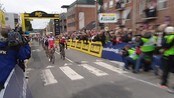 Tour of Norway - De to forhåndsfavorittene Alexander Kristoff og Edvald Boasson Hagen kjempet mot hverandre i spurten av Tour of Norway.