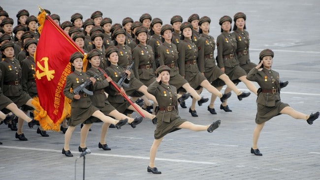 Parade i Nord-Korea (AP) Parade i Nord-Korea (AP)