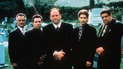 James Gandolfini som Tony Sopranos sammen med Tony Sirico, Steven Van Zandt , Michael Imperiollo og  (Foto: ANTHONY NESTE/Ap)