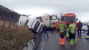 I grøfta i Svidalen - Trailer i grøfta i Svidalen i Jølster.