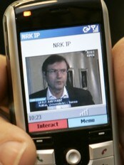 NRKs tv-tilbud på mobilen (Foto: Kallestad, Gorm/SCANPIX) NRKs tv-tilbud på mobilen (Foto: Kallestad, Gorm/SCANPIX)
