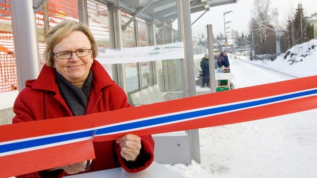 Magnhild Meltveit Kleppa åpner Nydalen stasjon på Gjøvikbanen (Foto: Morten Holm/Scanpix)