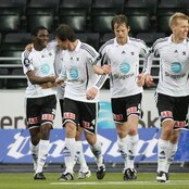 Odd-spillere jubler (Foto: Teigen, Trond Reidar/SCANPIX) Odd-spillere jubler (Foto: Teigen, Trond Reidar/SCANPIX)