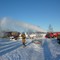Brannvesenet brukte vannkanoner for å slokke flammene. Brannvesenet brukte vannkanoner for å slokke flammene.
