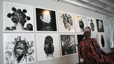 ”Headgear series” (Foto: J.D. ’Okhai Ojeikere (Nigeria))