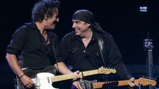Little Steven slik vi ofte er vant til å se ham, sammen med Bruce Springsteen i E Street Band (Scanpix/AP)