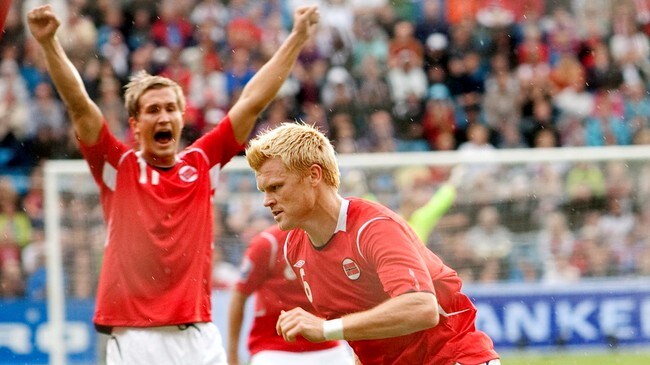 Morten gamst Pedersen og John Arne Riise (Foto: Lien, Kyrre/SCANPIX)