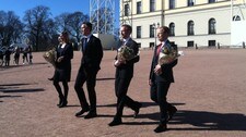 Stoltenberg og nye statsråder (Foto: Siv Sandvik) Stoltenberg og nye statsråder (Foto: Siv Sandvik)