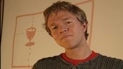 Det gylne snitt - Det gylne snitt er et begrep som dukker opp i matematikken og i kunsten, og kan uttrykkes som tallet 1,618 (phi). Dette er et forholdstall som angir forskjellen mellom lengste og korteste del av en linje, eller et rektangel. 

Ole fra Newton besøker en matematiker som vet mye mer om det gylne snitt.