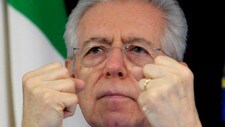 EU-SUMMIT/ Italy's Prime Minister Monti addresses a news conference at the end of an European Union leaders summit in Brussels (Foto: STRINGER/BELGIUM/Reuters) EU-SUMMIT/ Italy's Prime Minister Monti addresses a news conference at the end of an European Union leaders summit in Brussels (Foto: STRINGER/BELGIUM/Reuters)