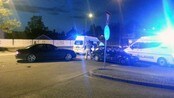 Bilulykke ved Fredrikstadbrua - To biler kolliderte ved Fredrikstadbrua lørdag kveld. To personer ble fraktet til sykehus.