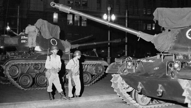 Militærkupp i Brasil (© Bettmann/CORBIS) Militærkupp i Brasil (© Bettmann/CORBIS)