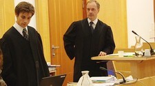 Statsadvokat Jan Glent (t.h.) (NRK)