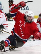 Norsk jubel etter bronse i kjelkehockey (Foto: Dyck/Scanpix/AP)